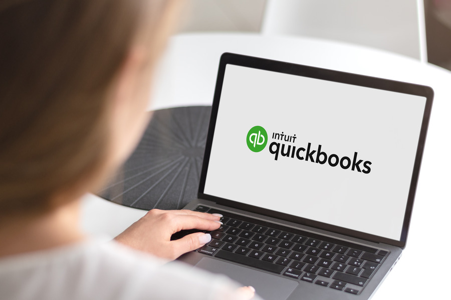 How QuickBooks can help improve Cash Flow
