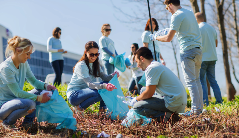 Why Your Company Should Sponsor Volunteer Activities 